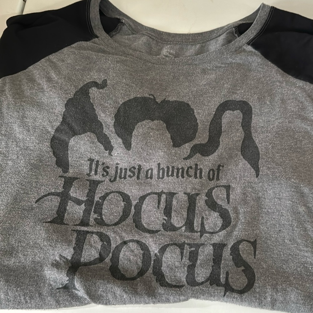 3/4 baseball style hocus pocus tee